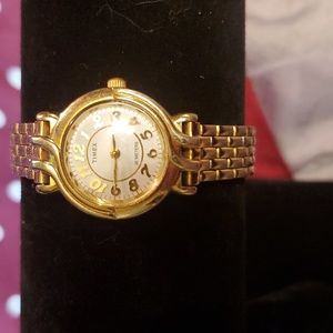 COPY - BEAUTIFUL Timex Warch